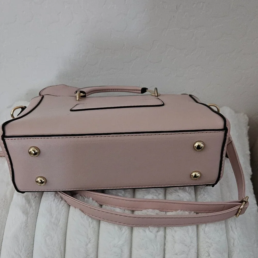 Danbaoly Pink handbag w/handles and crossbody strap NWOT